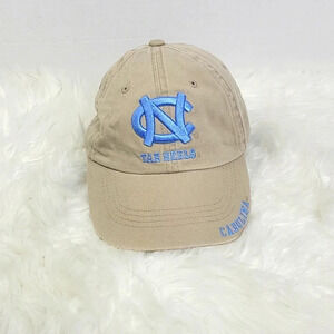 CAPTIVATING HARDWARE‎ Carolina Tar Heels Hat
